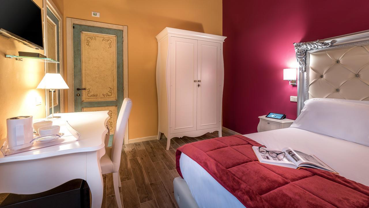 Residenza Conte Di Cavour & Rooftop Florence Exterior photo